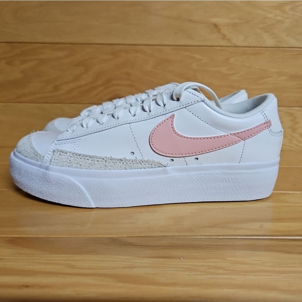 Nike Blazer Low Platform Womens White Pink Glaze Shoe DJ0292-103 - Picture 7 of 12